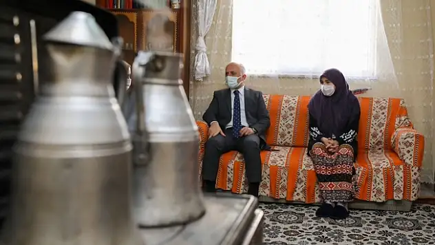Vali Varol Baday Ailesini Ziyaret Etti
