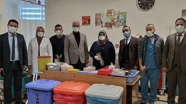 Ağrı İl Sağlık Müdürü Daharlı ve Başkan Seferoğlu'ndan Sağlıkçılara ziyaret