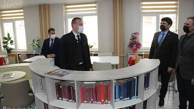 Ağrı'da 2 Meslek Lisesine Yeni Kütüphane!
