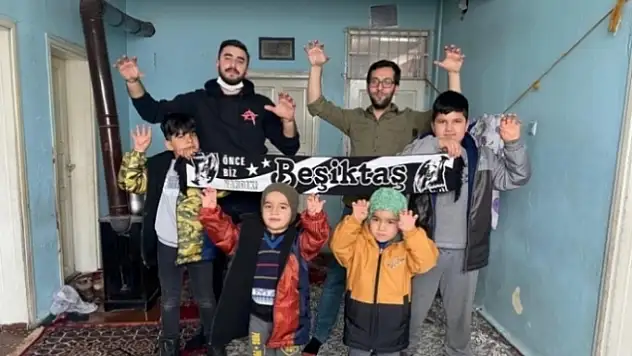 Çarşı Taraftar Grubundan Ağrı'da Afgan Aileye Yardım