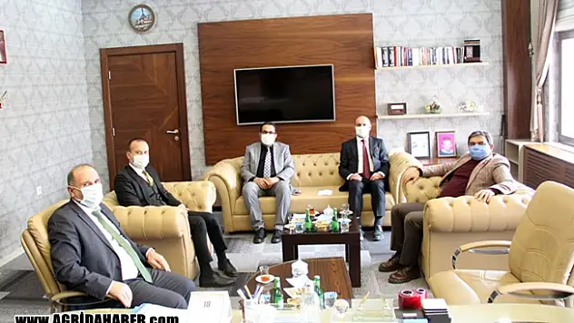 Diyadin Kaymakamı Balcı'dan Milli Eğitim Müdürü Tekin'e ziyaret
