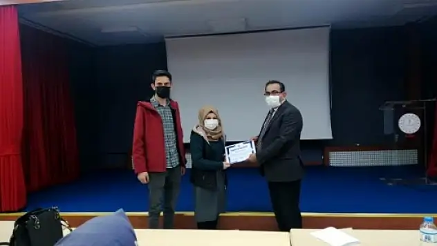 Ağrı'da 'O'nu En Güzel Kim Anlatır' Yarışması