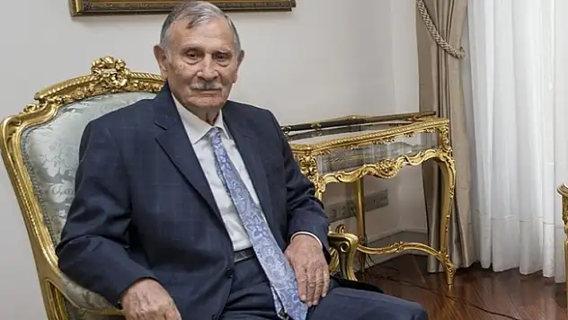 Yıldırım Akbulut Vefat Etti