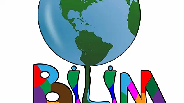 Ağrı Milli Eğitim Müdürü Tekin logo tasarımı tescillenen öğrenciyi tebrik etti