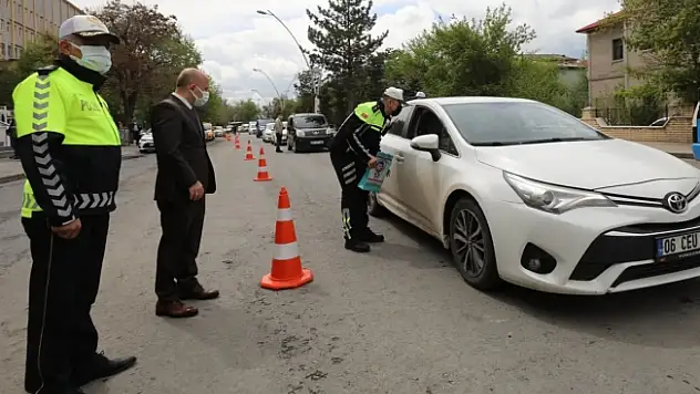 Vali Varol Trafik Denetimlerine Katıldı