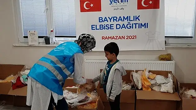 Yetim Vakfından 21 Bin Yetime Bayramlık hediye