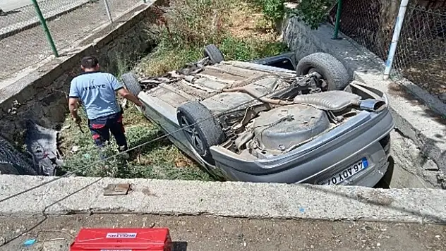 Ağrı'da Şu Giderine Düşen Araç Panik Yarattı!
