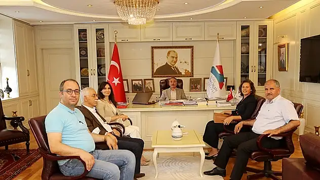 A.İ.Ç.Ü Rektörü 'İşbirliğinin Artması Sanayinin Gelişimini de Artırır'