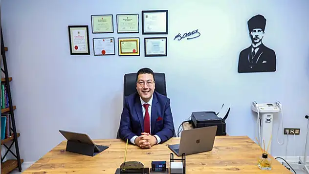 Meme Estetiği İle Daha Dik Göğüsler Hayal Değil