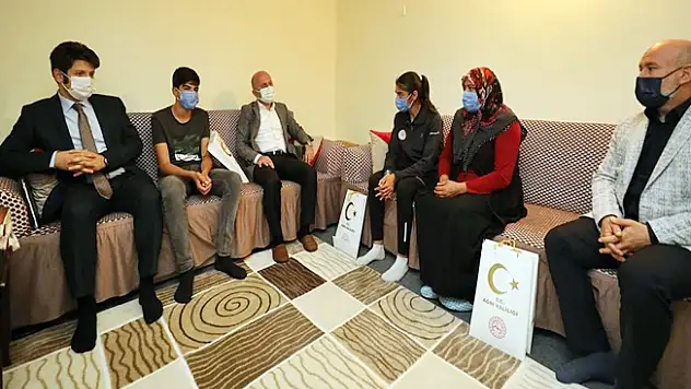 Ağrı Valisi Osman Varol'dan Daşdemir Ailesine Ziyaret
