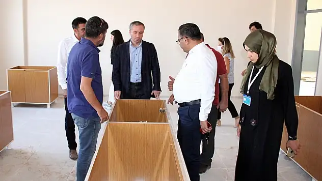 Müdür Kökrek, ilçelerde incelemelerde bulundu