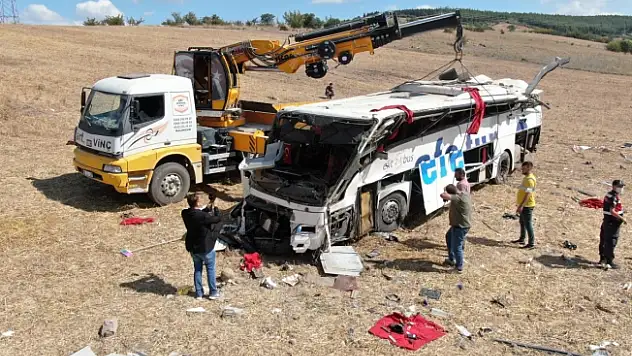 Otobüs kazasında ölen ve yaralıların isimleri öğrenildi!