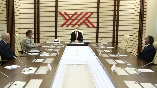Rektör Karabulut'tan YÖK Başkanı Özvar'a hayırlı olsun ziyareti