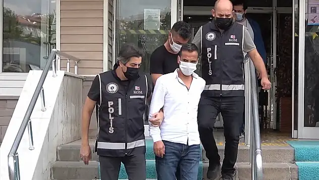 Ehliyet sınavına bir ajan gibi girdi!