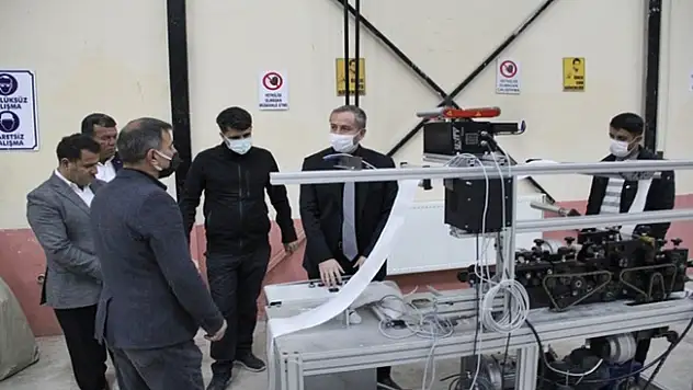 Ağrı Milli Eğitim Müdürü, lisede çalışmaları yerinde inceledi