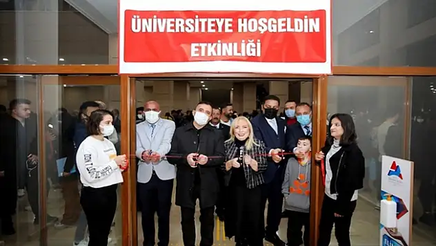 AİÇÜ'de Hoş geldin Etkinliği Düzenlendi