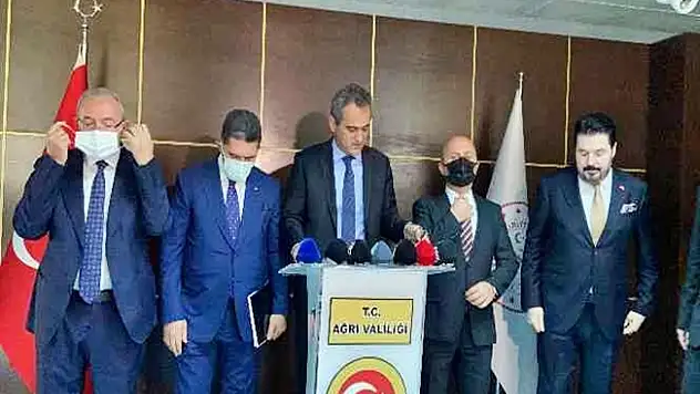 Bakanı Özer, Ağrı'ya yatırım müjdeleri verdi