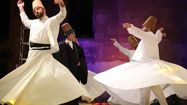 Doğubayazıt İshak Paşa Sarayı'nda Yunus Emre Anıldı