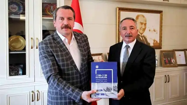 Memur-Sen Genel Başkanı Yalçın'dan AİÇÜ'ye Ziyaret