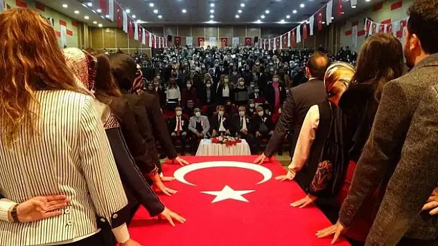 24 Kasım Öğretmenler Günü Ağrı'da coşkuyla kutlandı