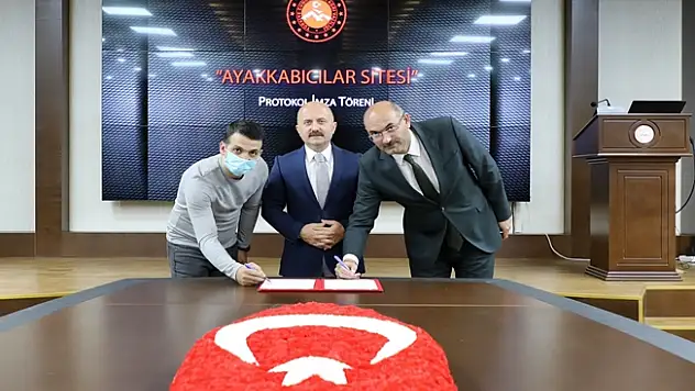 Ağrı'da Ayakkabıcılar Sitesinin İmzaları Atıldı