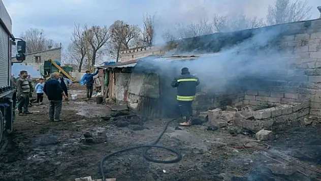 Ağrı'da çıkan yangın panik yarattı