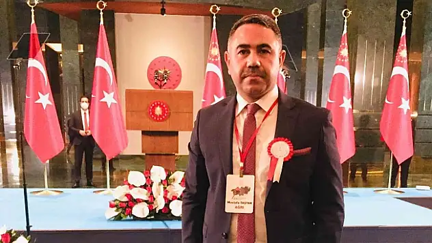 Ağrı'da 'Yılın Öğretmeni' seçilen Mustafa Taştan, Cumhurbaşkanıyla Görüştü