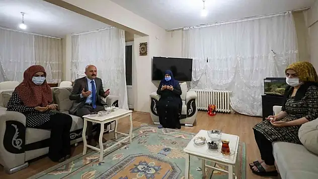 Vali Varol'dan şehit ailesine ziyaret