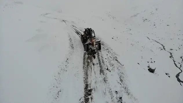 Ağrı'da 237 köy yolu ulaşıma kapandı!