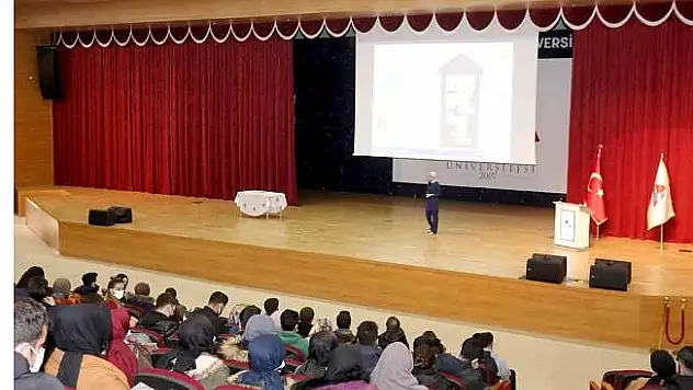 AİÇÜ'de 'Afet farkındalık eğitimi' verildi