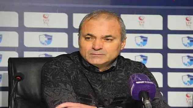 BB Erzurumspor'da Erkan Sözeri ile yollar ayrıldı