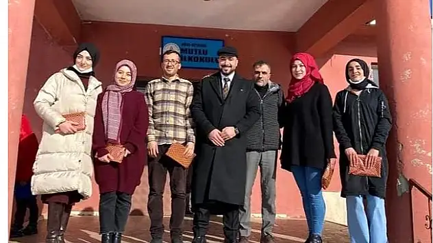 Diyadin'de ihtiyaç sahibi öğrencilere yardım