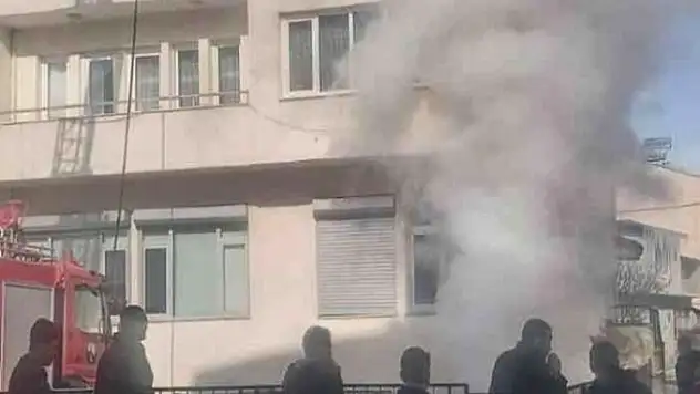 Tutak'ta çıkan yangın paniğe neden oldu