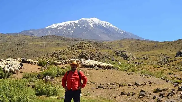 Ağrı Dağı'nda 3 dağ arasında bağ keşfedildi!