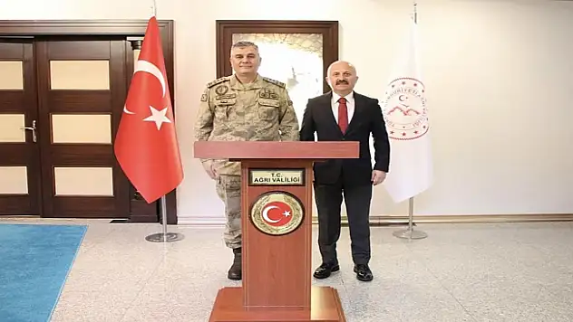 Jandarma Genel Komutan Yardımcısı Vali Varol'u Ziyaret Etti