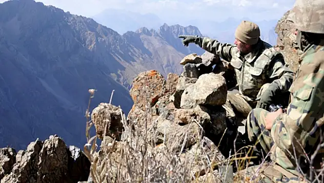 PKK'ya ağır darbe: 5 terörist etkisiz hale getirildi!