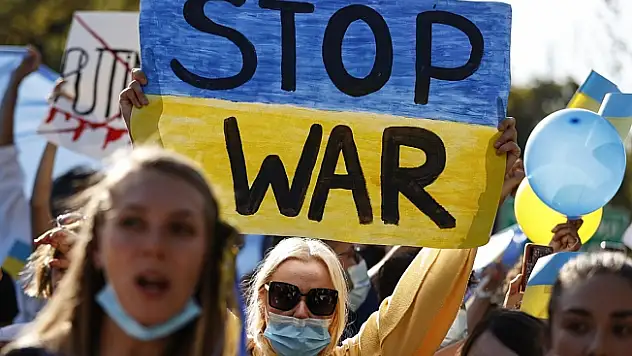 Ukrayna'daki Rus saldırılarında 38 çocuk öldü