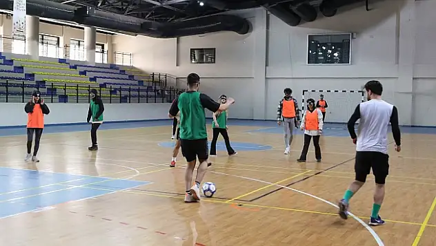 Ağrı'da farkındalık için futsal maçı