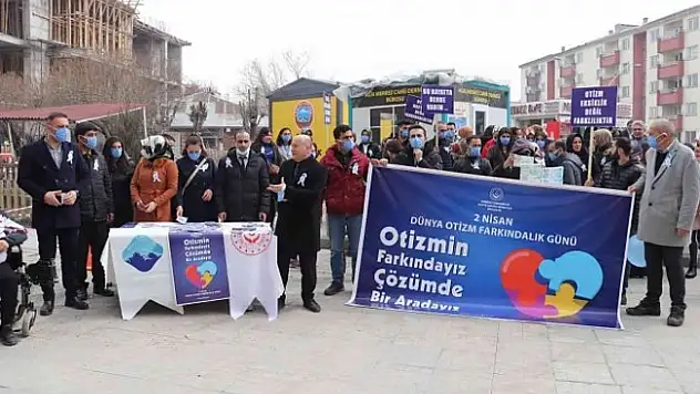 Ağrı'da otizme dikkat çekmek için yürüdüler