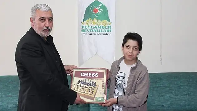 Ağrı'da siyer yarışmasının ödülleri dağıtılmaya başladı