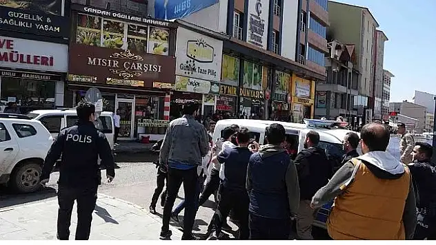 Ağrı'da amca çocukları arasında silahlı kavga!