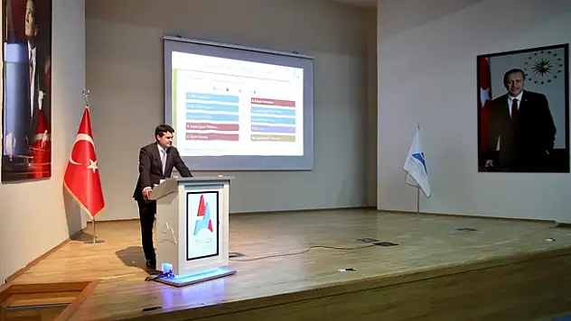 AİÇÜ'de 'Başka Bir Dünya Yok' konferansı