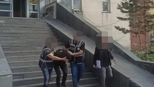 Ağrı'da 900 bin liralık altın çalan hırsız tutuklandı!