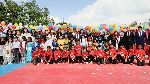 Ağrı 'da Okuma Şenliği Düzenlendi 