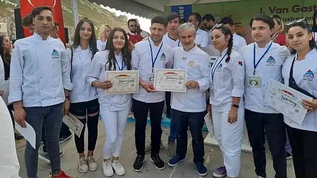 Doğubayazıt'ta geleceğin şefleri yetişiyor