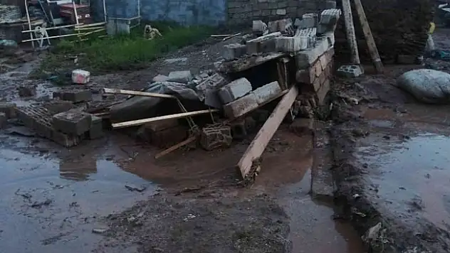 Doğubayazıt'ta sele kapılan çocuk hayatını kaybetti!