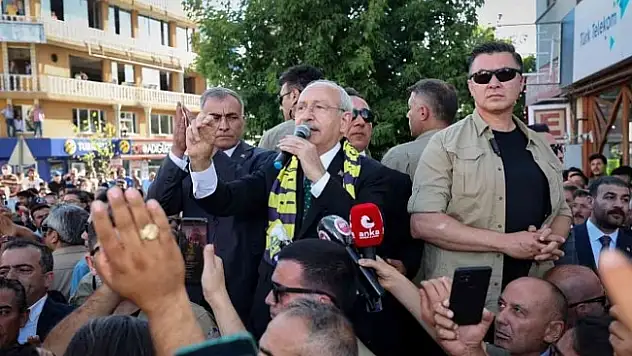 Kemal Kılıçdaroğlu Ağrı'da Vatandaşla Buluştu