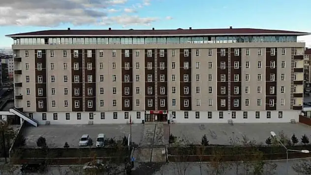 Ağrı'da yurt başvurusunda bulunan tüm öğrenciler GSB çatısı altında