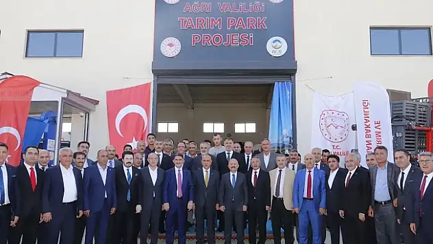 Bakan Kirişci Ağrı'da Tarım Park'ın açılışını gerçekleştirdi