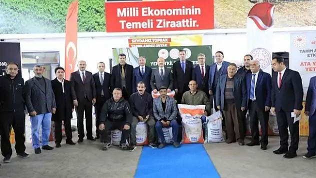 Ağrı'da çiftçilere hibe ile tohum dağıtımı yapıldı